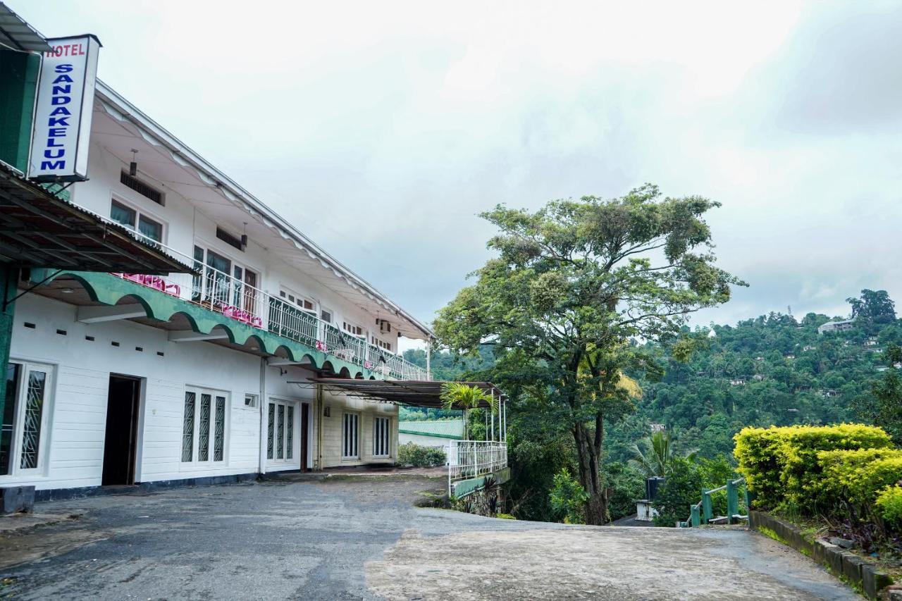 Oyo 436 Sandakelum Tourist Guest House Kandy Zewnętrze zdjęcie